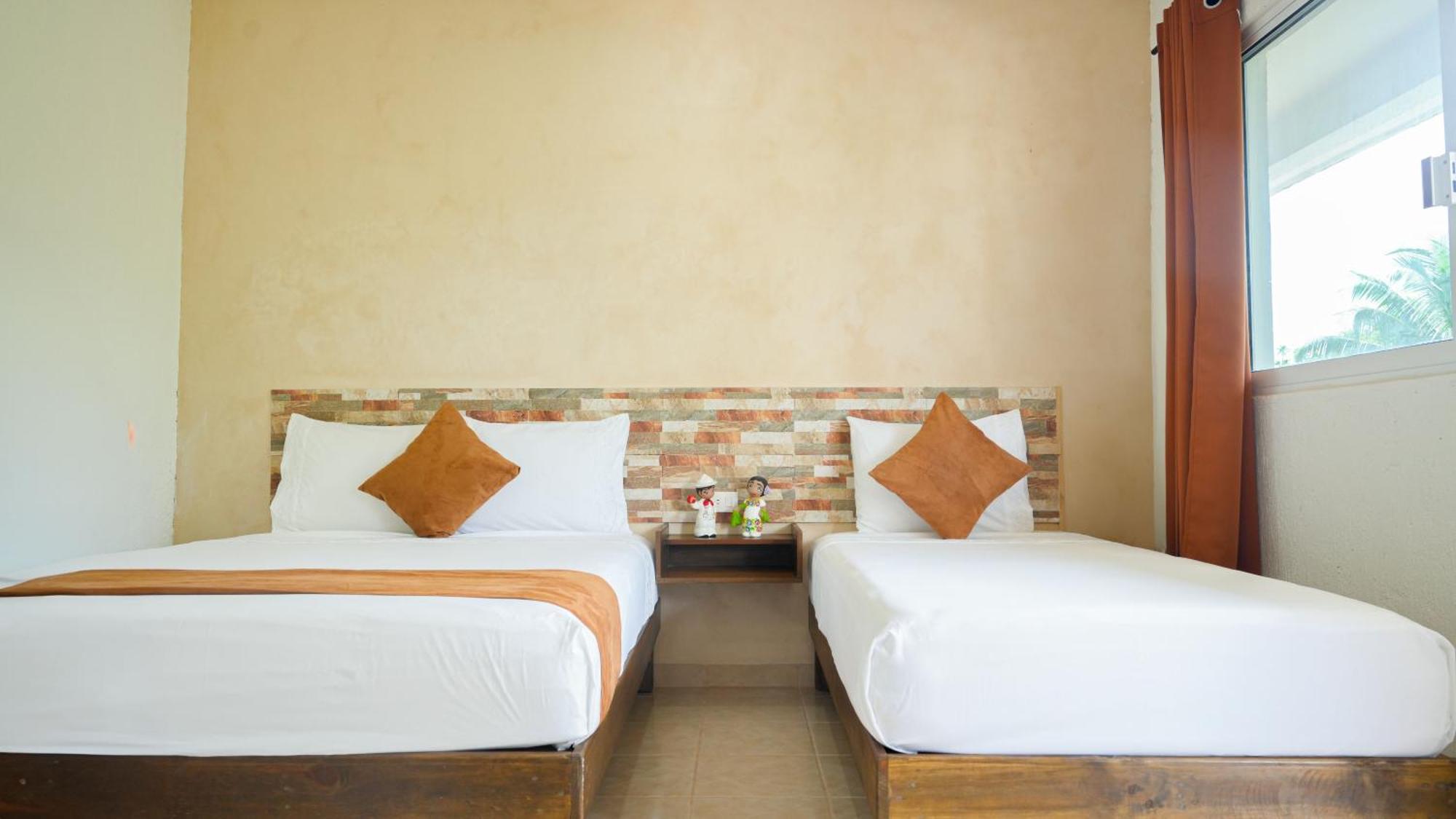 Hotel Del Parque 巴利亚多利德 外观 照片