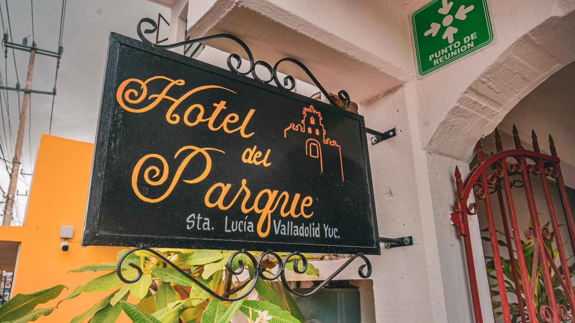 Hotel Del Parque 巴利亚多利德 外观 照片